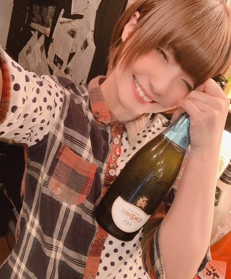 Ayame_apricot photo 1331