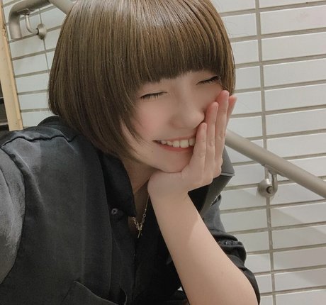 Ayame_apricot photo 1332