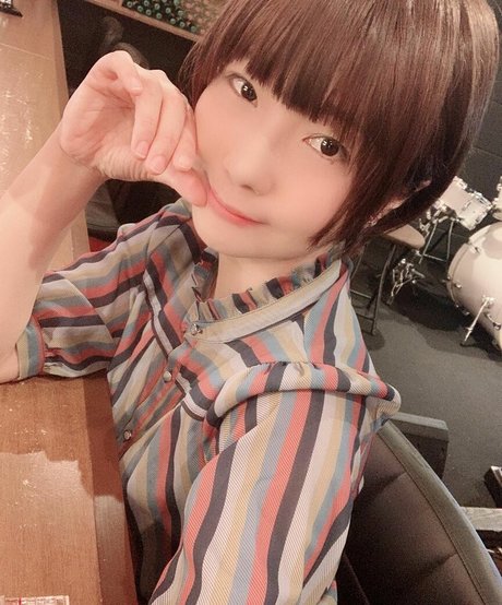 Ayame_apricot photo 1334