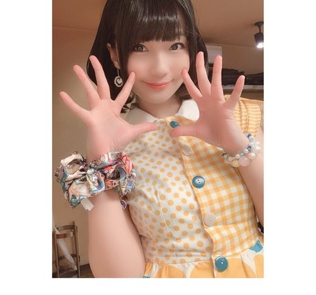 Ayame_apricot photo 1359
