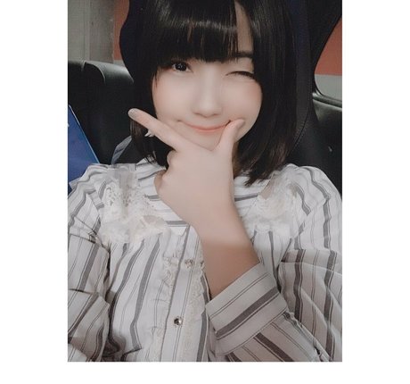 Ayame_apricot photo 1366