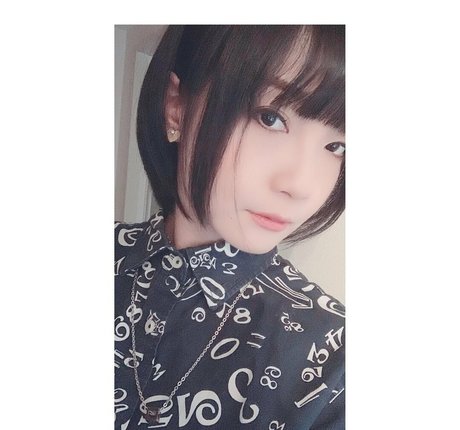 Ayame_apricot photo 1369