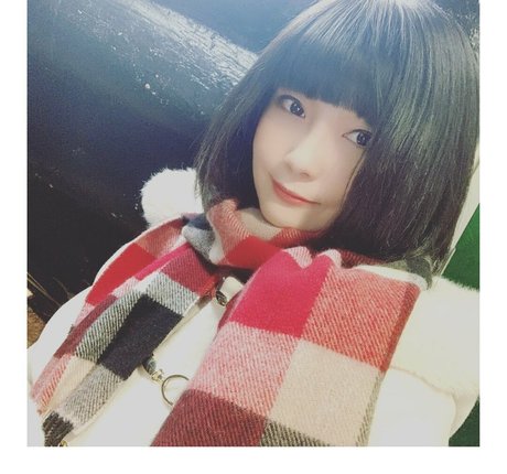 Ayame_apricot photo 1390