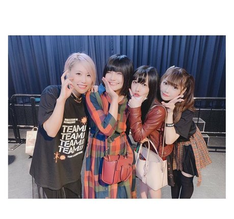 Ayame_apricot photo 1425