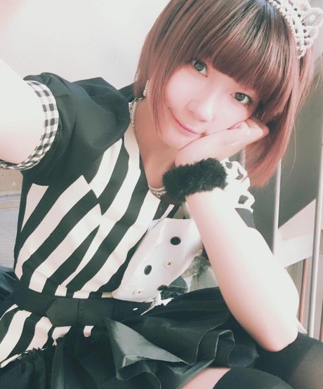 Ayame_apricot photo 1434