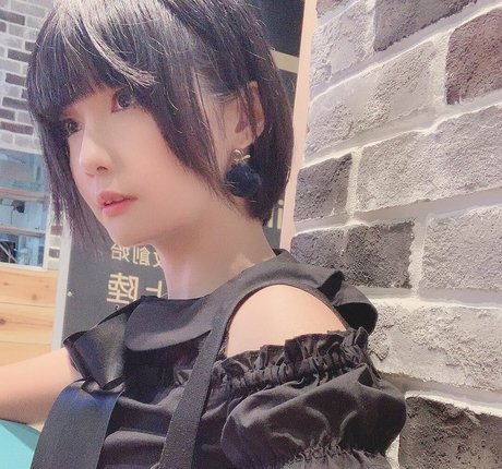 Ayame_apricot photo 1469