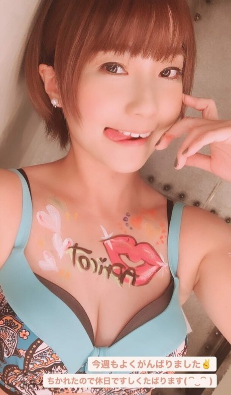Ayame_apricot photo 1524
