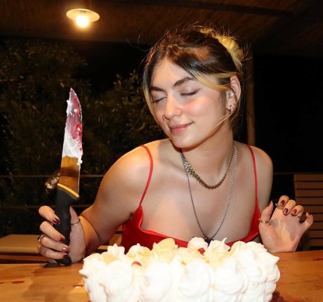 Ayca Tilki photo 4