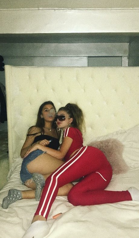 Ayla D'lyla photo 35