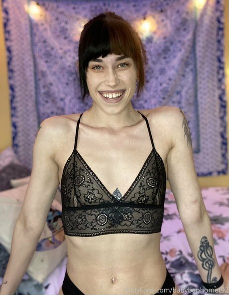 Babybaphomet92 photo 20