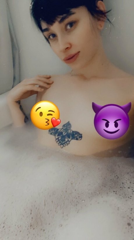 Babybaphomet92 photo 47