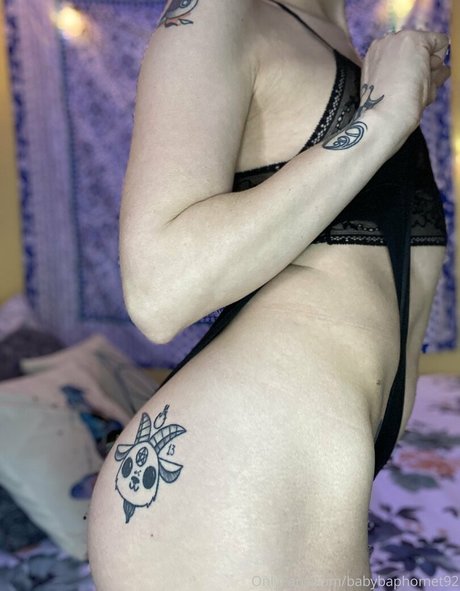 Babybaphomet92 photo 70