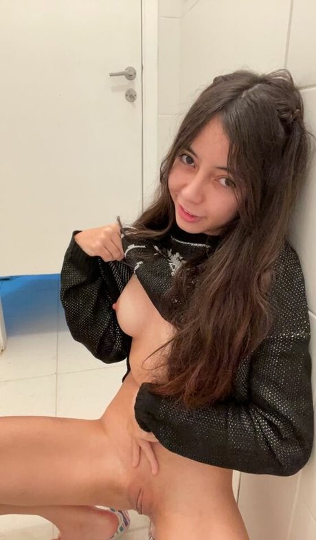 Babycaroline69 photo 31
