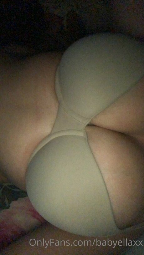 Babyellaxx photo 4