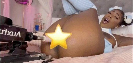 Babygirlnaomii photo 111