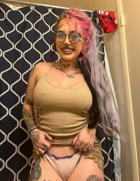 Babygothxxx photo 4