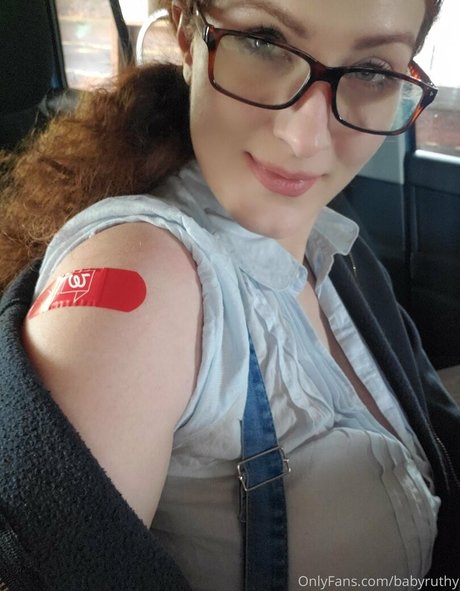 Babyruthy photo 32