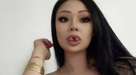 Babyxcobra photo 3
