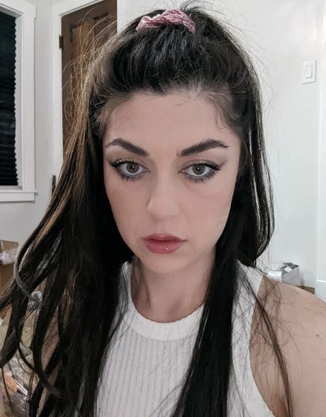 Badbunny photo 55