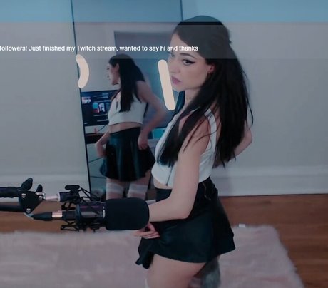Badbunny photo 93