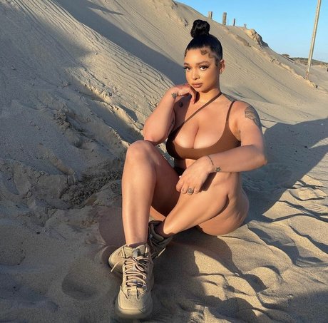 Baddie bran photo 18