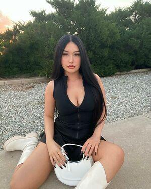 Baddie Madi photo 23