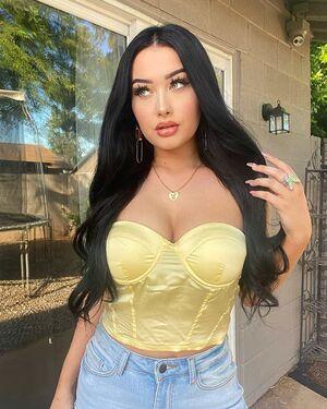 Baddie Madi photo 60