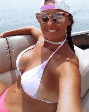 Baddie2thebone photo 53