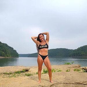 Baddie2thebone photo 87