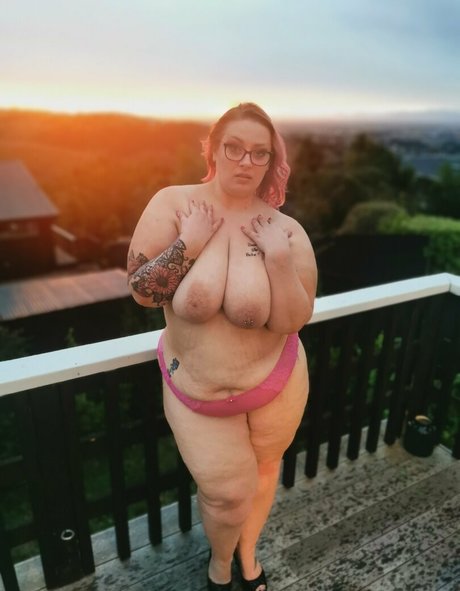 Badgirl_lacey_free photo 11