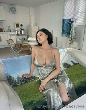 Baesylvie photo 59
