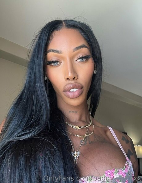 Baggyaltiffxxx photo 35