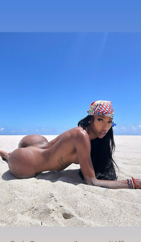 Baggyaltiffxxx photo 45