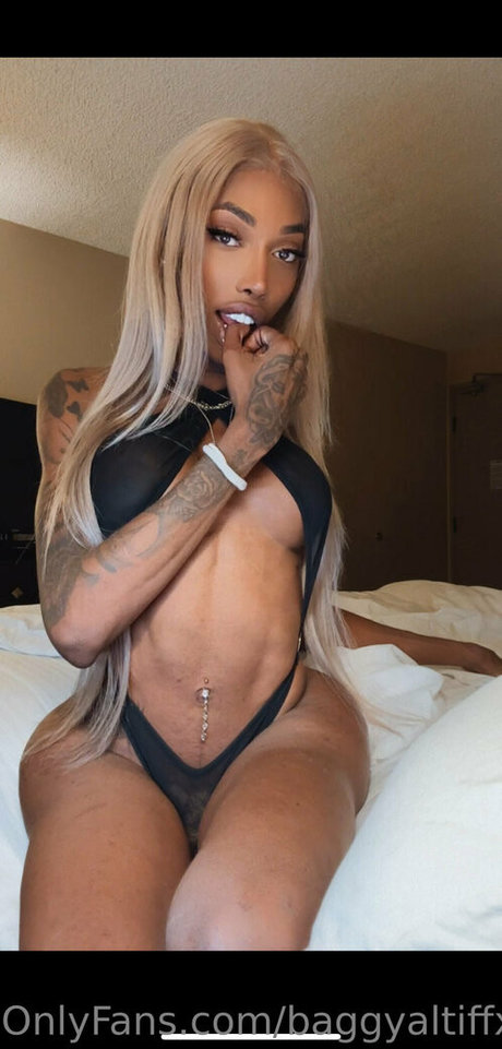 Baggyaltiffxxx photo 46