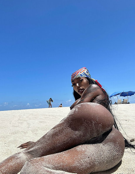 Baggyaltiffxxx photo 51