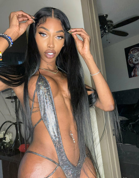Baggyaltiffxxx photo 86