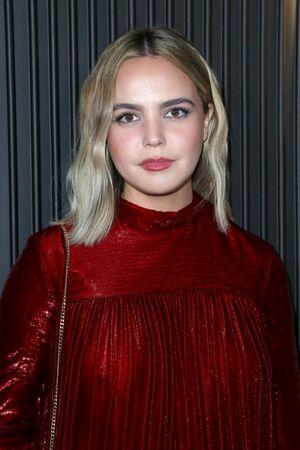 Bailee Madison photo 7