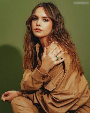 Bailee Madison photo 62