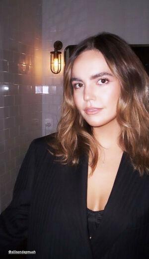 Bailee Madison photo 85