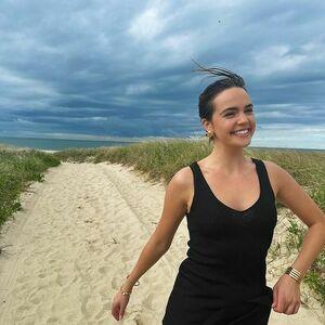 Bailee Madison photo 109
