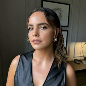 Bailee Madison photo 181