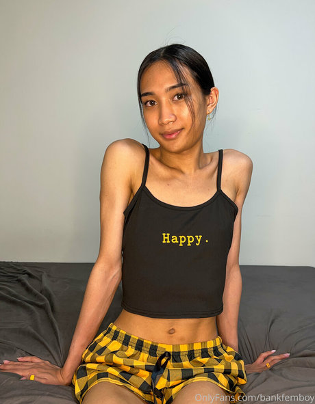 Bankfemboy photo 15
