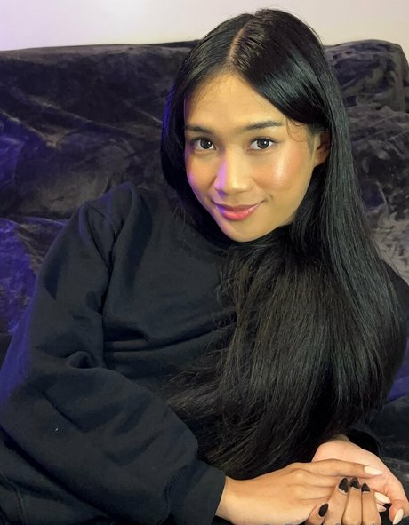 Bankfemboy photo 17