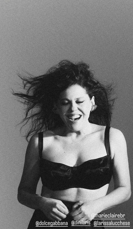 Barbara Paz photo 31