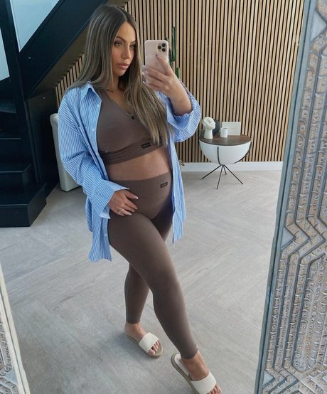 Barbie Blank photo 130