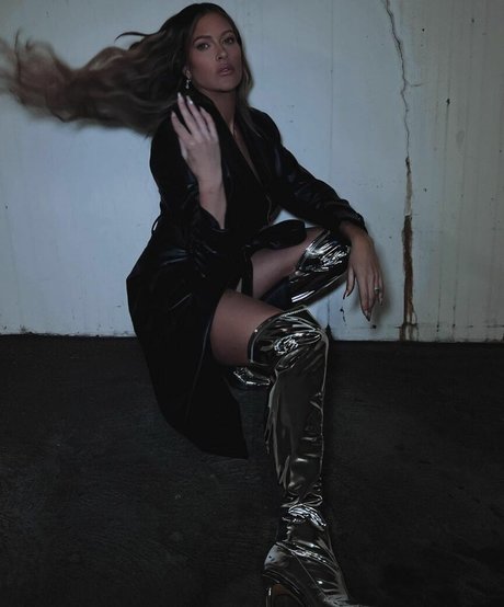 Barbie Blank photo 280
