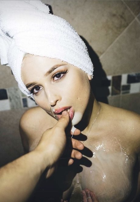 Alexndra Barbie photo 15