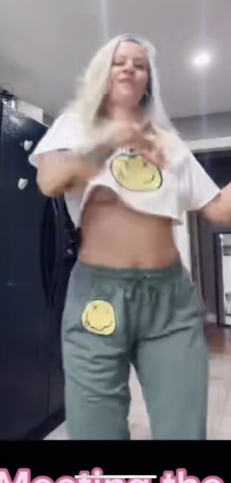 Barbiewants2hype photo 4