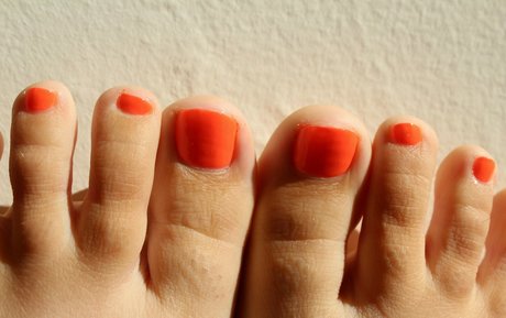 Barefoot_babe02 photo 50