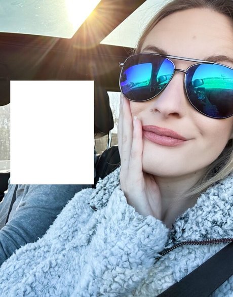 BasicWitGirl photo 69